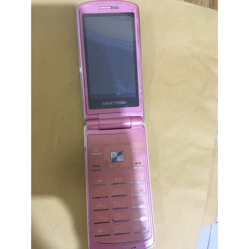 HANDPHONE LIPAT MAXTRON MG-193