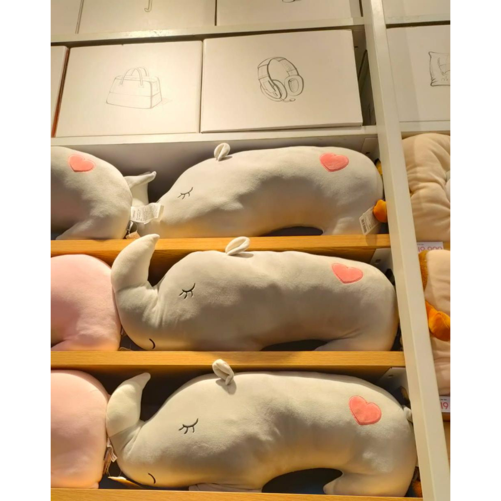 MINISO Boneka Bantal Badak Lucu Bercula Miniso Plush Mainan Anak Boneka Hewan Lucu Lembut