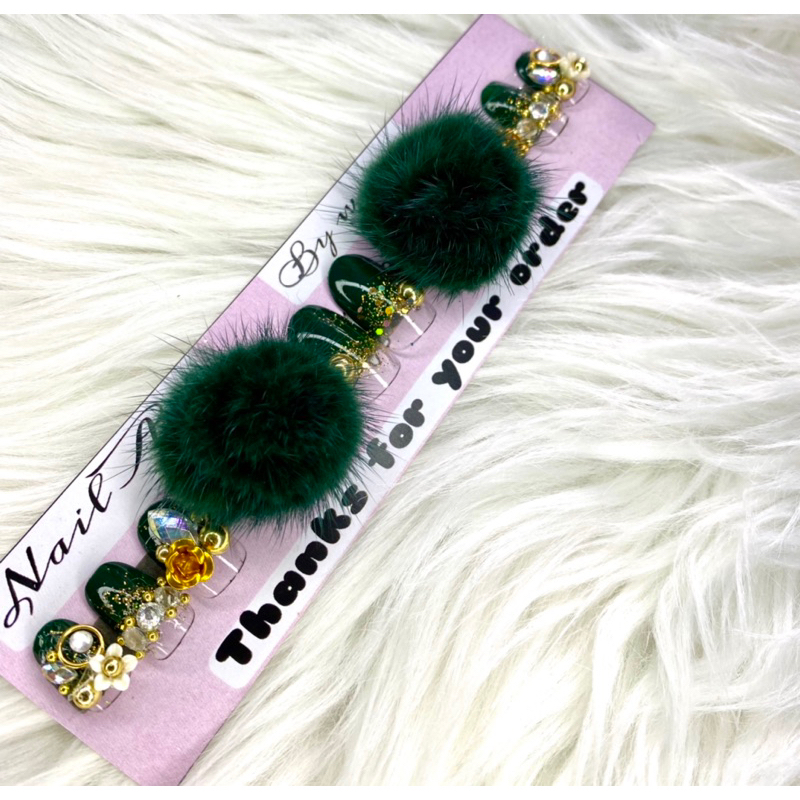 kuku palsu pengantin. kuku palsu wedding simple hijau botol