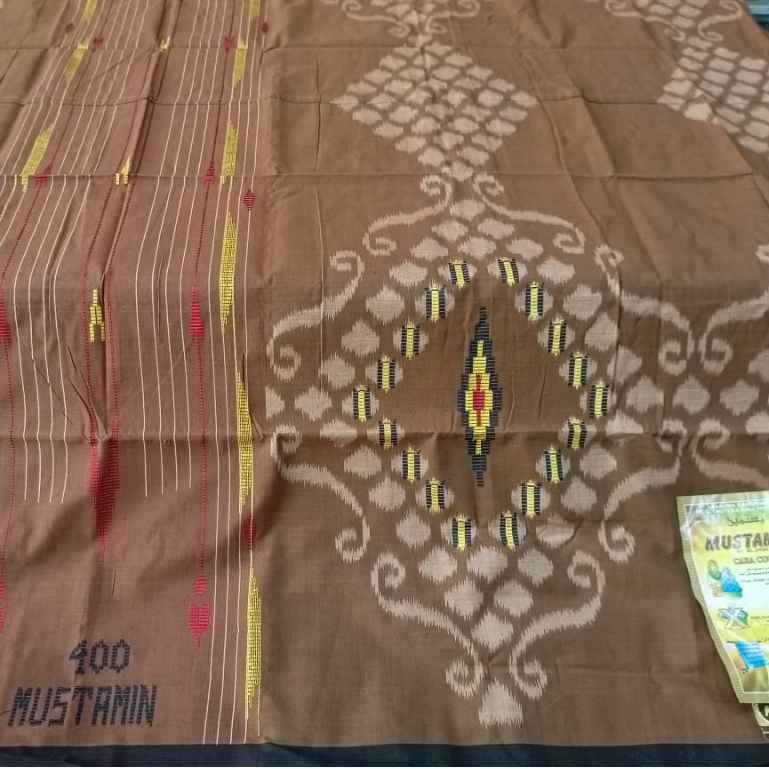 Sarung Mustamin, Motif Kawung Songket, Bahan Sutra dan Mesres