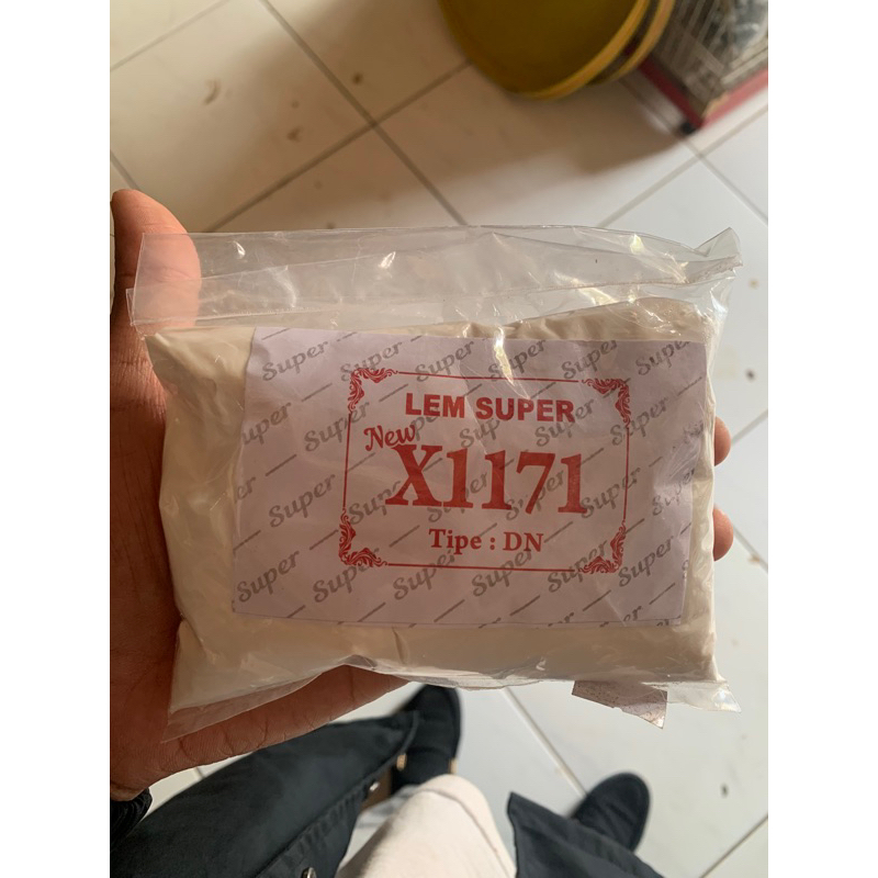 

Lem DN Alifatik Kemasan Plastik