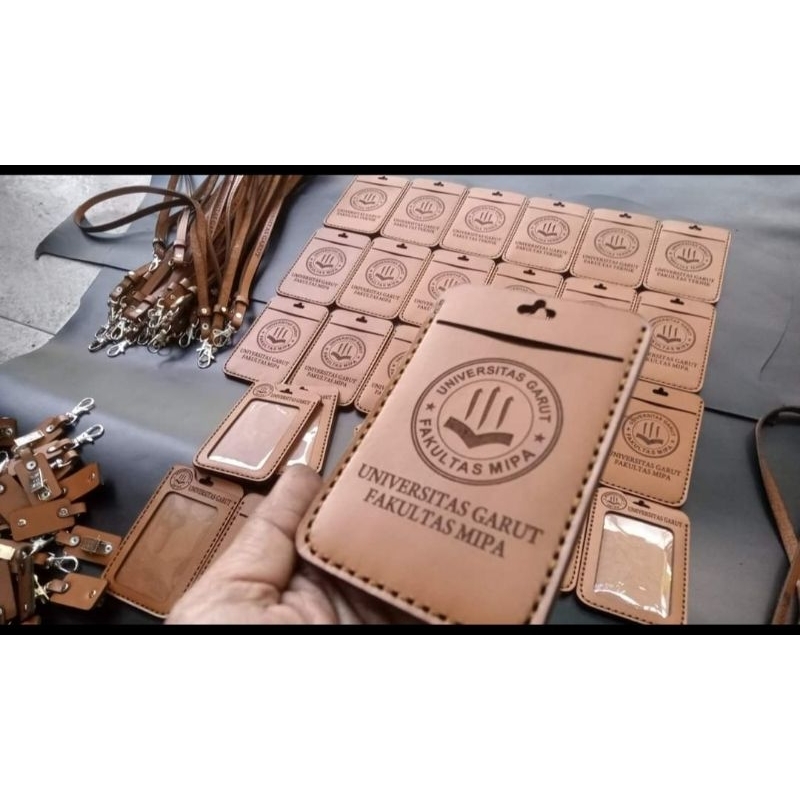 

Id card kulit - nametag kulit - id card custom - nametag custom