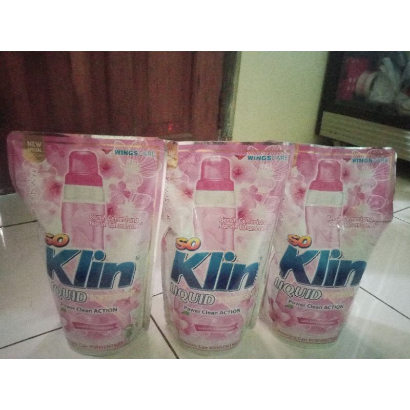 SOKLIN LIQUID SAKURA 720 ML JUMBO //SABUN CAIR MURAH// SOKLIN LIQUID