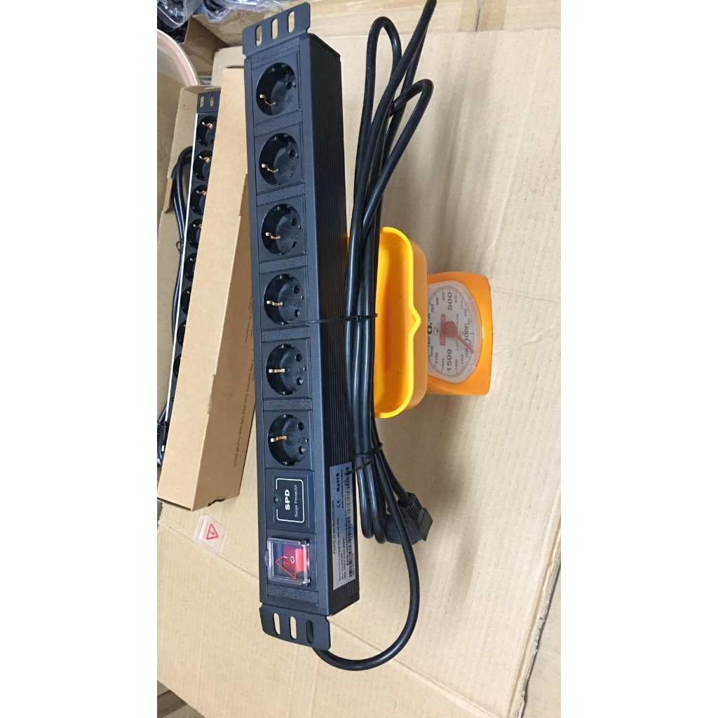 Pdu 6 port spd 16A 19INCH 1U