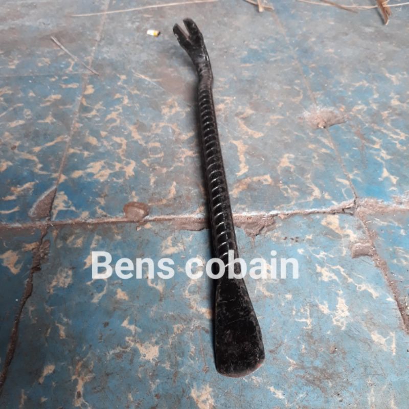 Linggis Besi 19 mm Linggis Cabut Paku Linggis Puput