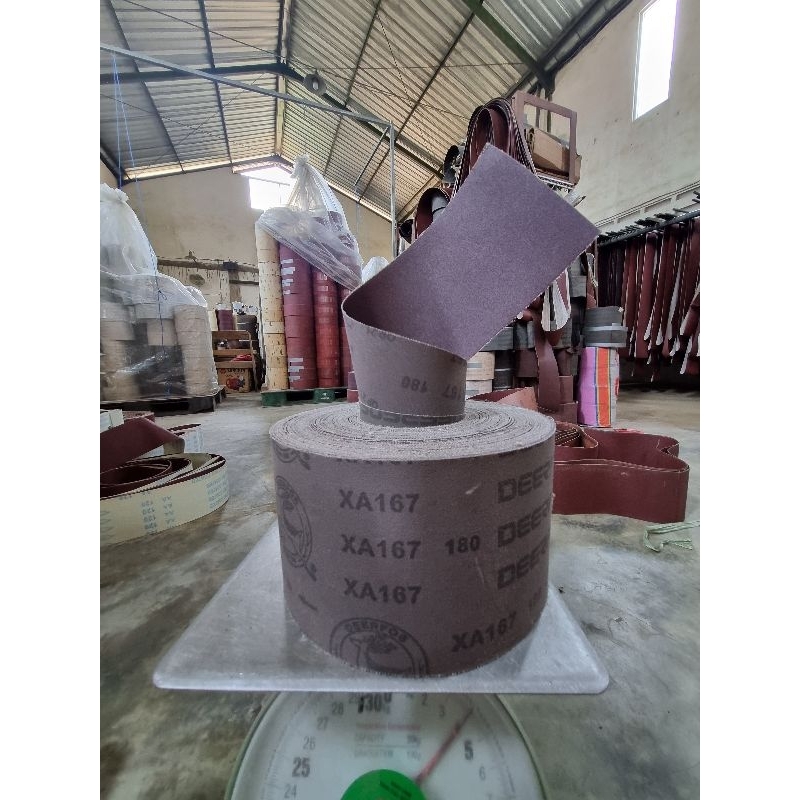 AMPLAS ROLL KAIN KAKU TEBAL GRID 180 PANJANG 50 METER MERK DEERFOS