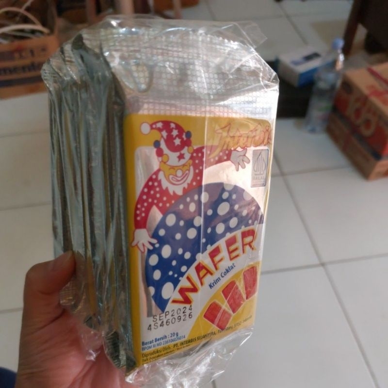 

Interbis wafer coklat 1 pack isi 10 pcs