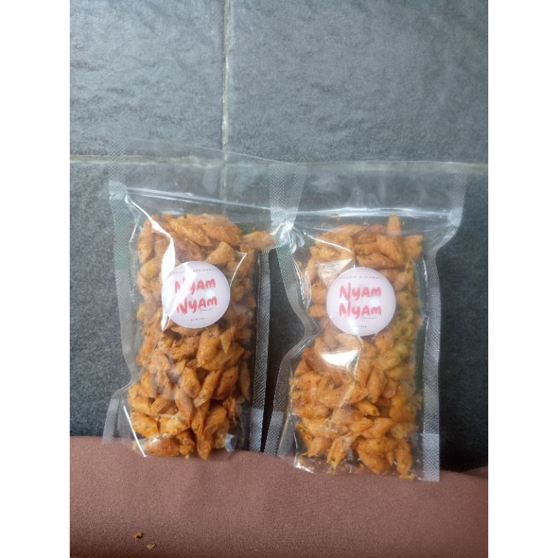 

Lumpia Pedas Gurih Pouch
