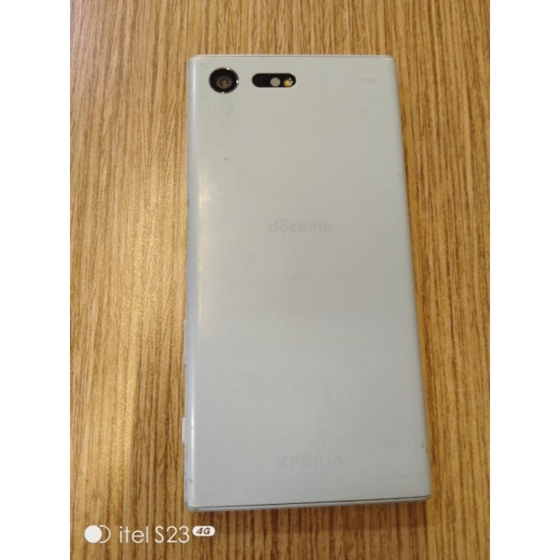 xperia x compact