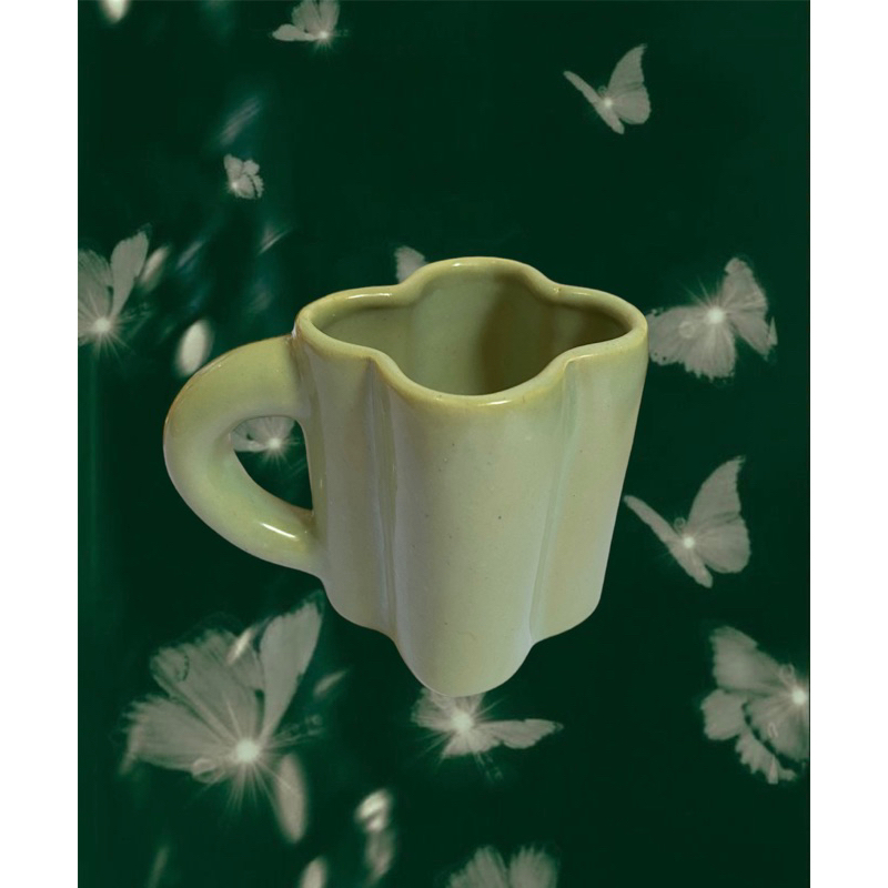 Green Flower Mug ( Mug Aesthetic Keramik / Cangkir Aesthetic Keramik / Gelas Unik Keramik / Gelas Ko