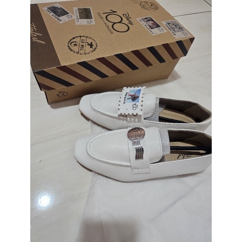 ITTAHERL X DISNEY 100Y SQUARE LOAFER CLOUD SIZE 39 JUAL LENGKAP FULLSET