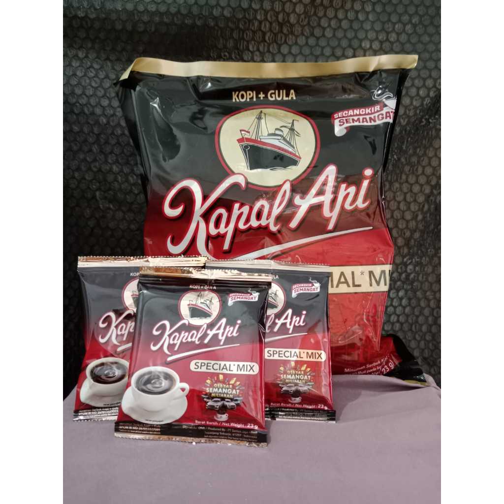 

Kopi Kapal Api Spesial Mix Kopi & Gula isi 10 Sachet 1 Renceng