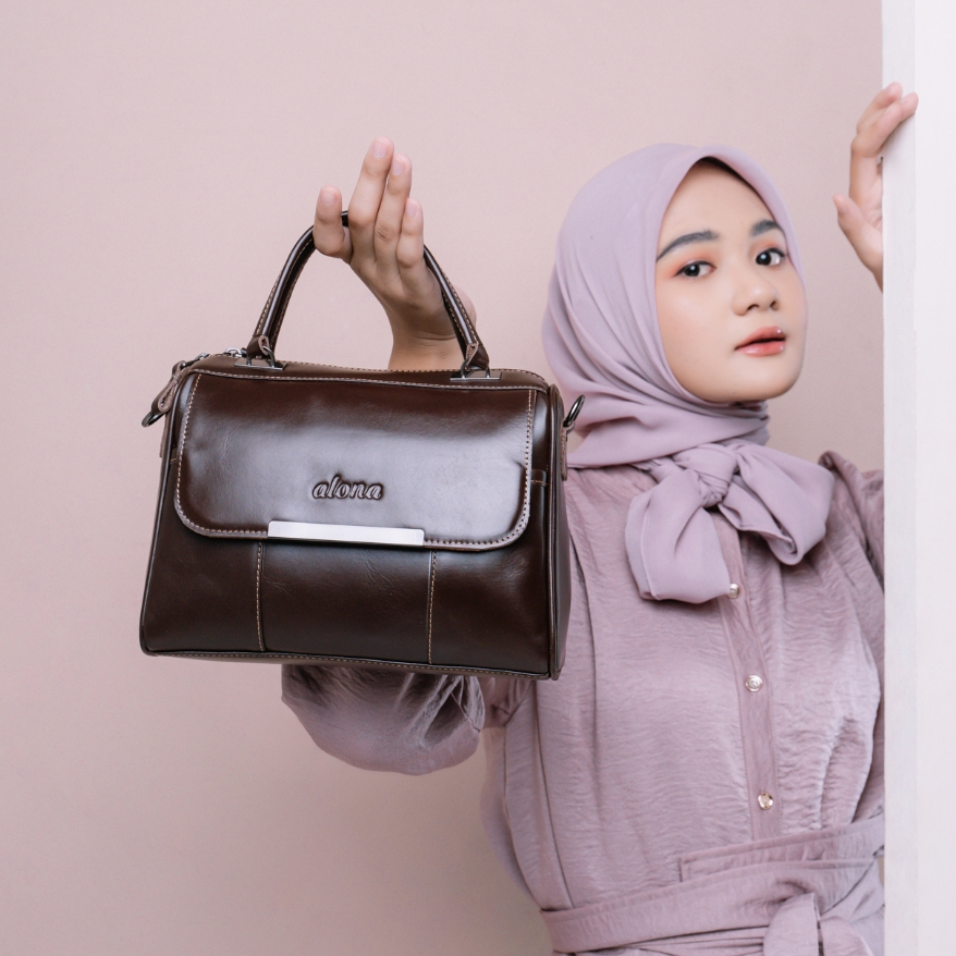 Tas Kulit Sapi Asli Selempang Wanita - Alona Hestia Bag - RL