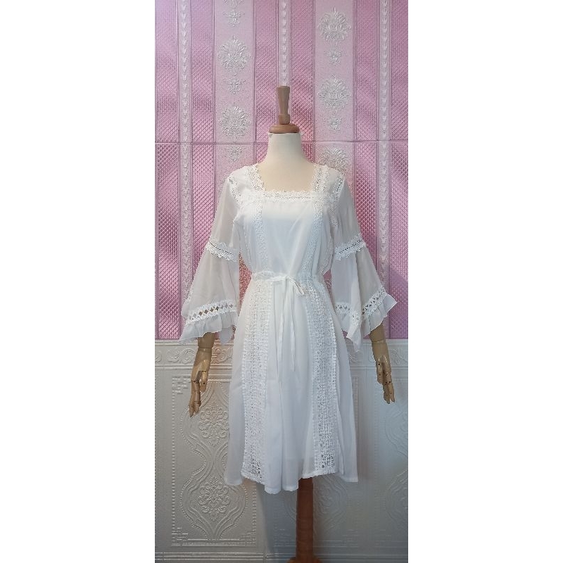 Dress Midi Pantai Putih Bohemian