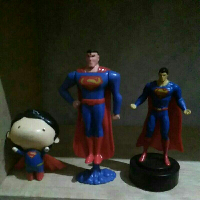 action figure Superman