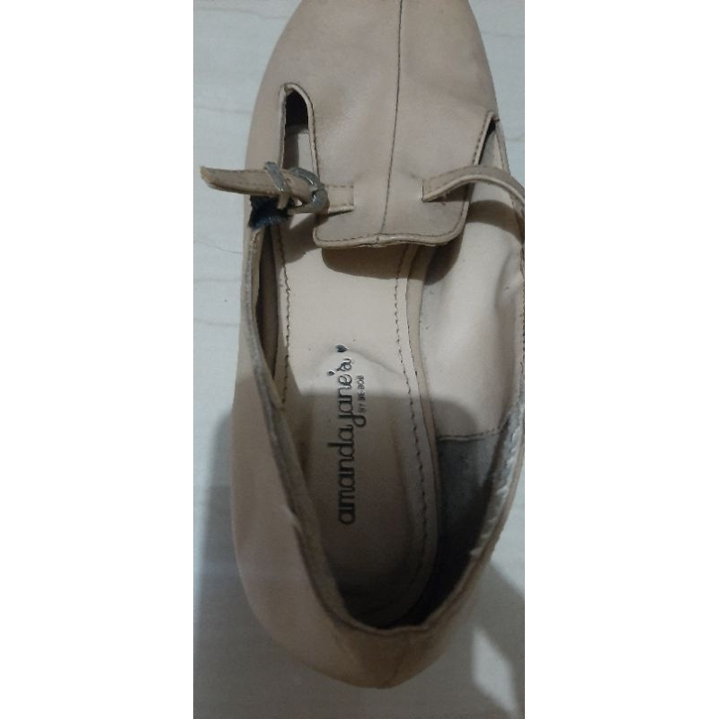 sepatu amanda janes (preloved)