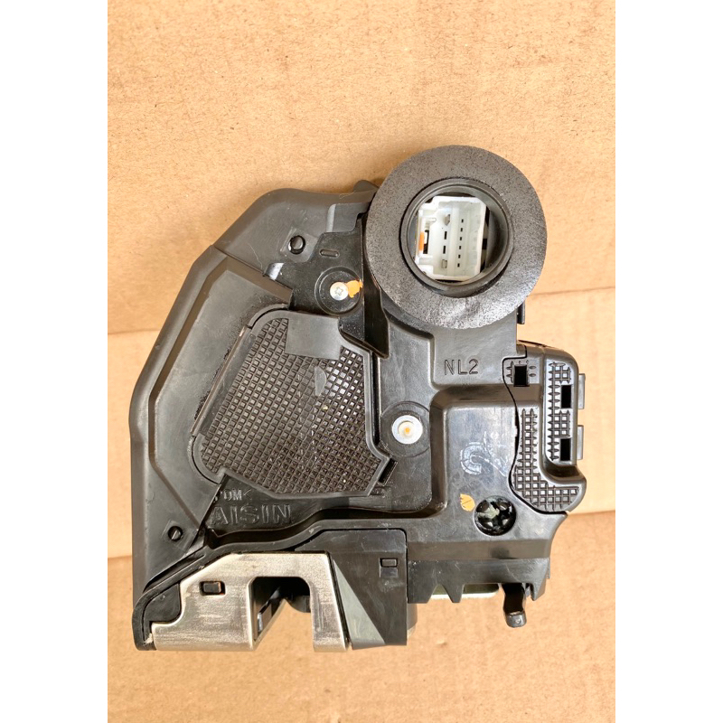 Door Lock Actuator Assy Pintu Tengah Kiri mobil Honda Mobilio Brio BRV