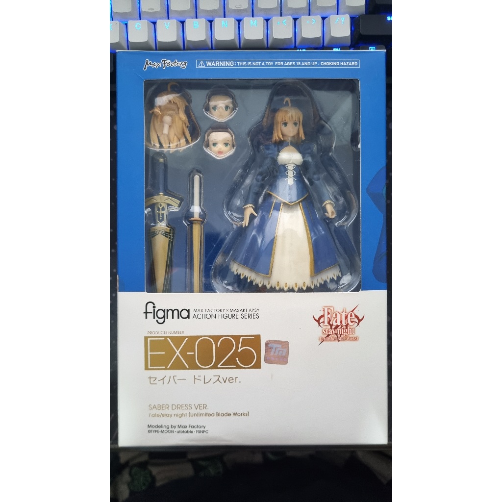 Original Figma Saber Dress Ver EX 205 - Fate / Stay Night Unlimited Blade Works (BIB)