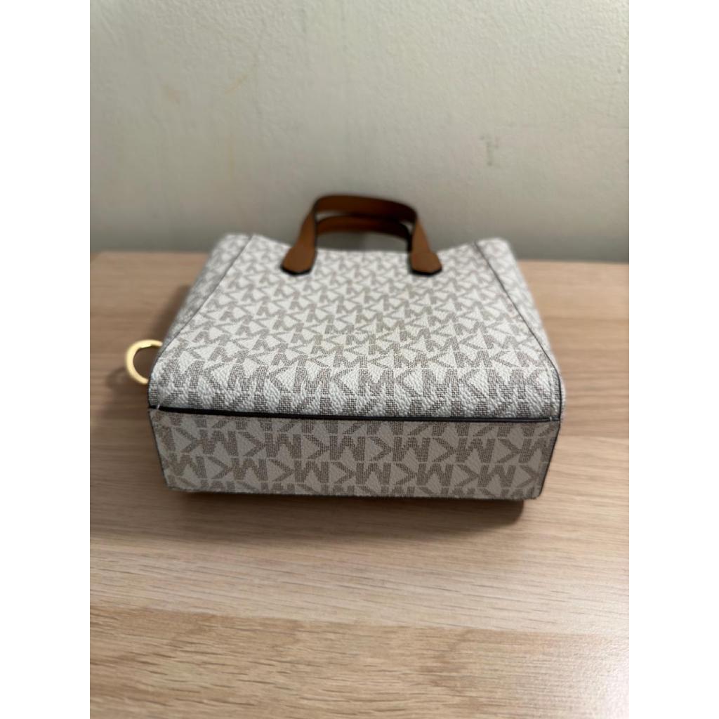 MK Sinclair Vanilla XS - Mulus Putih