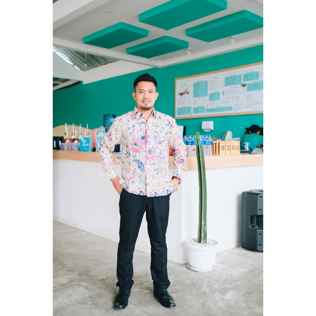 Kemeja Batik Bunga Sidomukti
