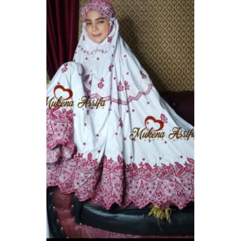 Mukena bordir Padang putih motif merah bunga s4