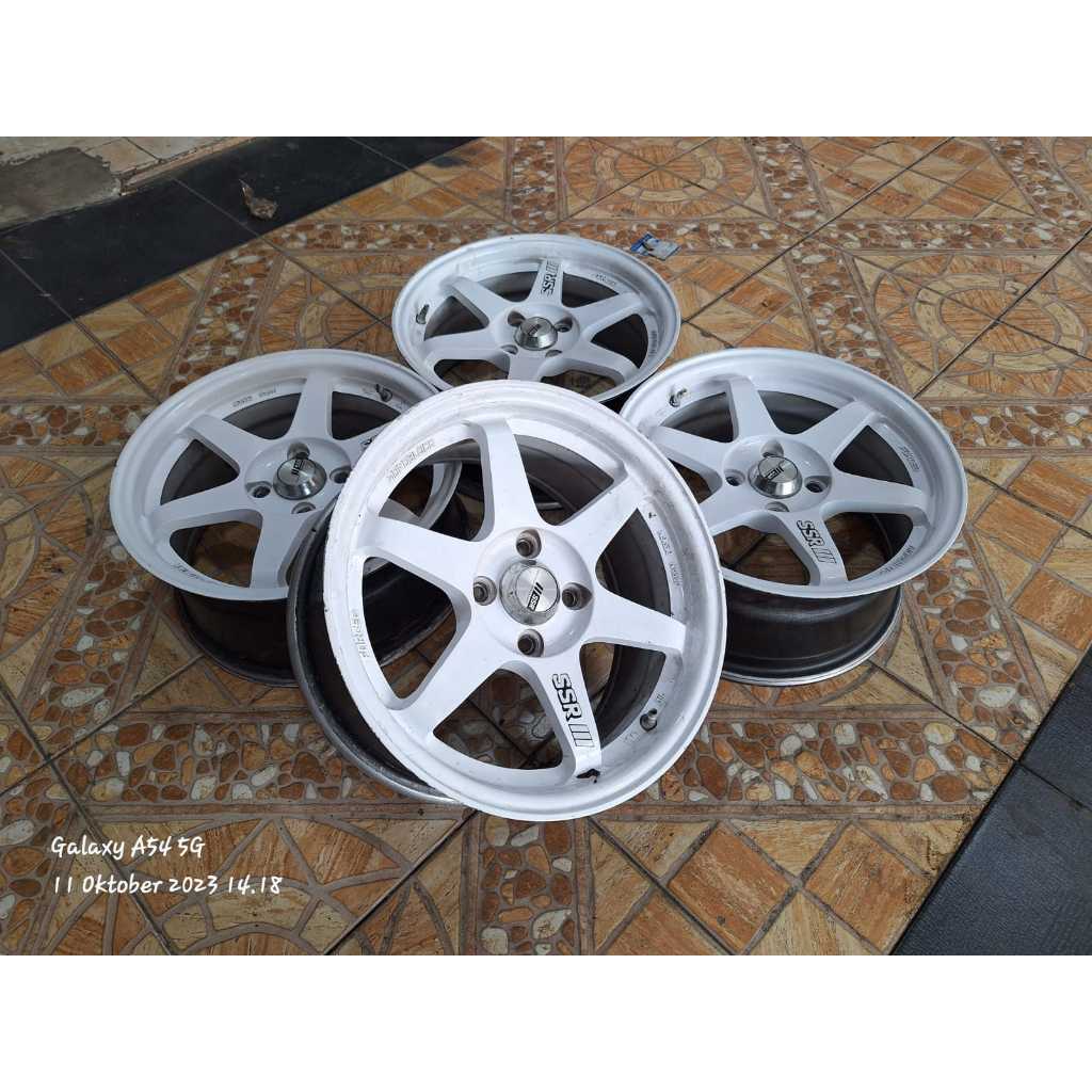 Velg Mobil Bekas Ring 15 Lubang 4 SSR R15X7 HX100 ET34