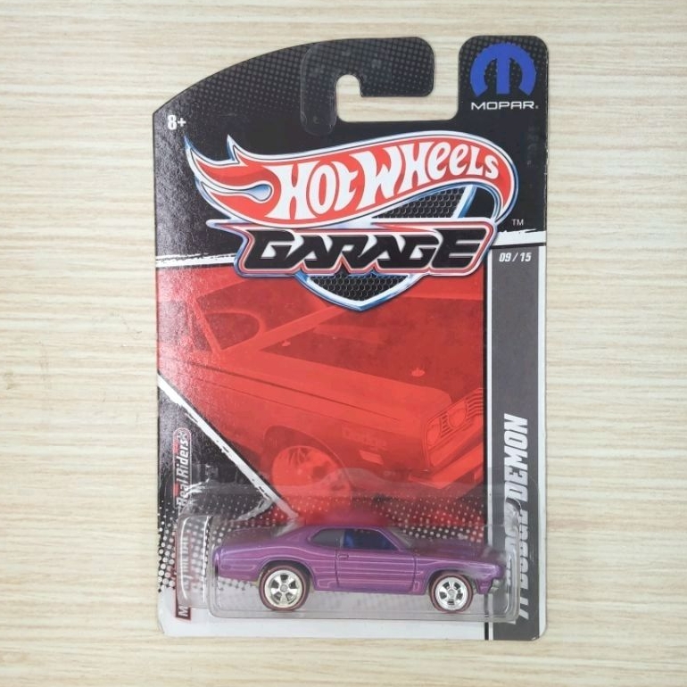 hotwheels garage 71 dodge demon