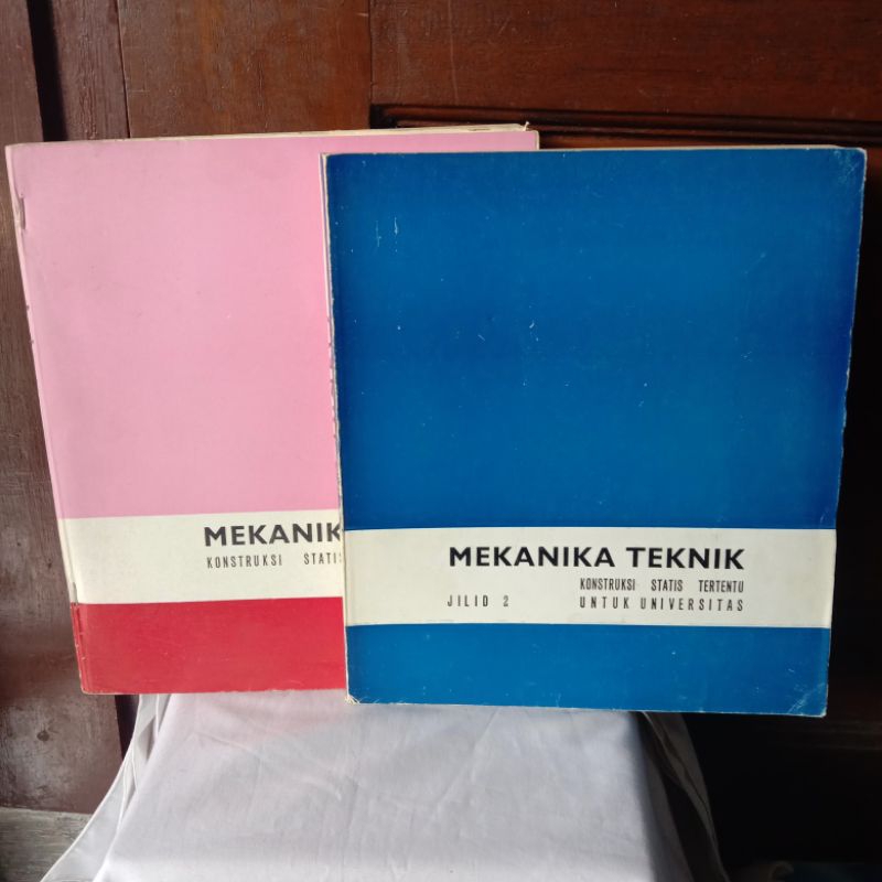 MEKANIKA TEKNIK KONSTRUKSI STATIS TERTENTU UNTUK UNIVERSITAS