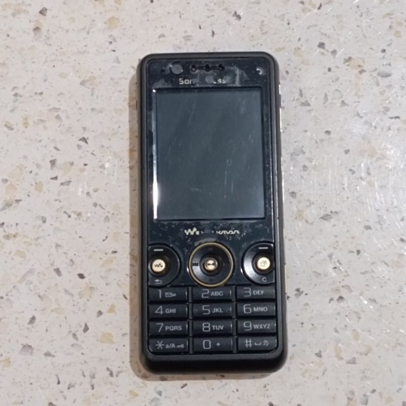 SONY ERICSSON W660i bahan