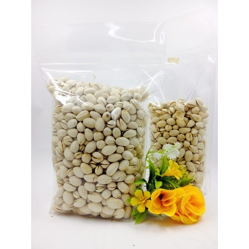 

Kacang ketawa original/ kacang pistachio original/oleh-oleh haji dan umroh