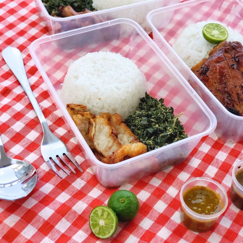 

Paket Nasi Babi Goreng / Paket Hemat Babi Goreng / Paket Crispy Pork Belly - Siap saji
