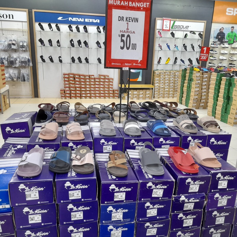 Sandal pria Dr kevin