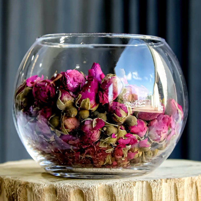 

Dried Organic Rosebuds