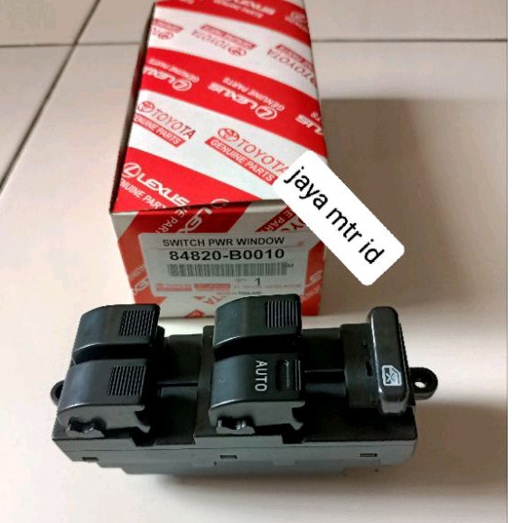 Saklar/ switch  power window avanza xenia lama
