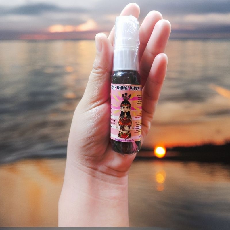 spray v wanita dayak