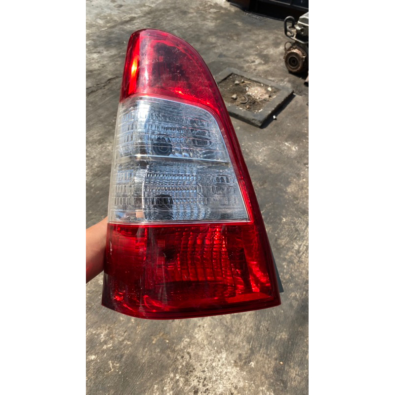 Stoplamp Innova Barong Kiri Original