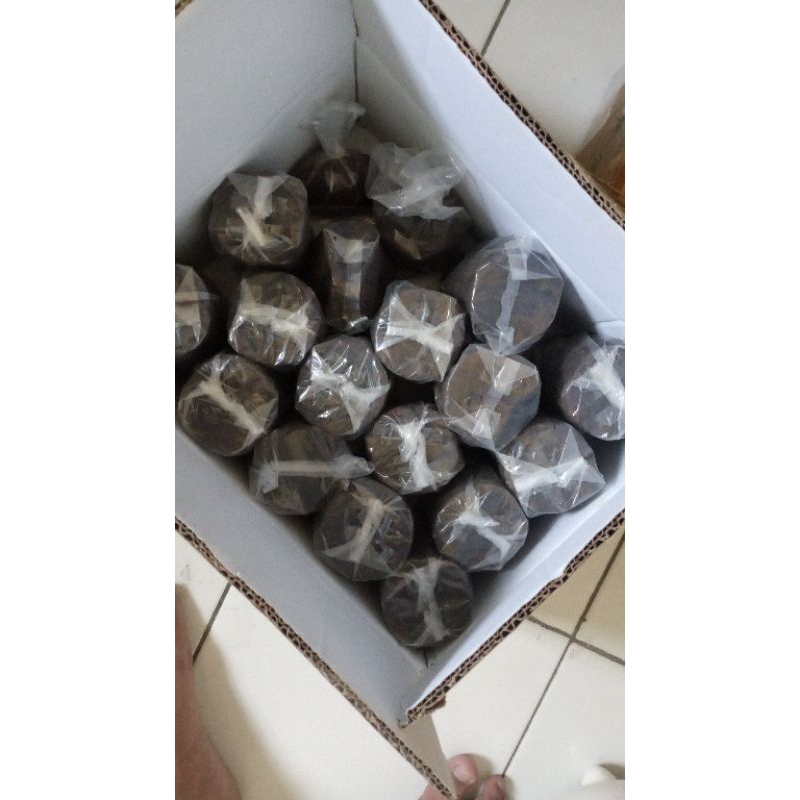 

Gula merah / jawa asli tanpa bahan pengawet dan pemanis buatan