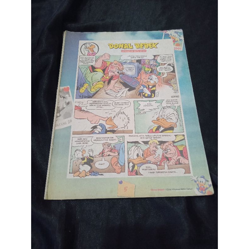 majalah komik donal bebek edisi khusus tahun 2005