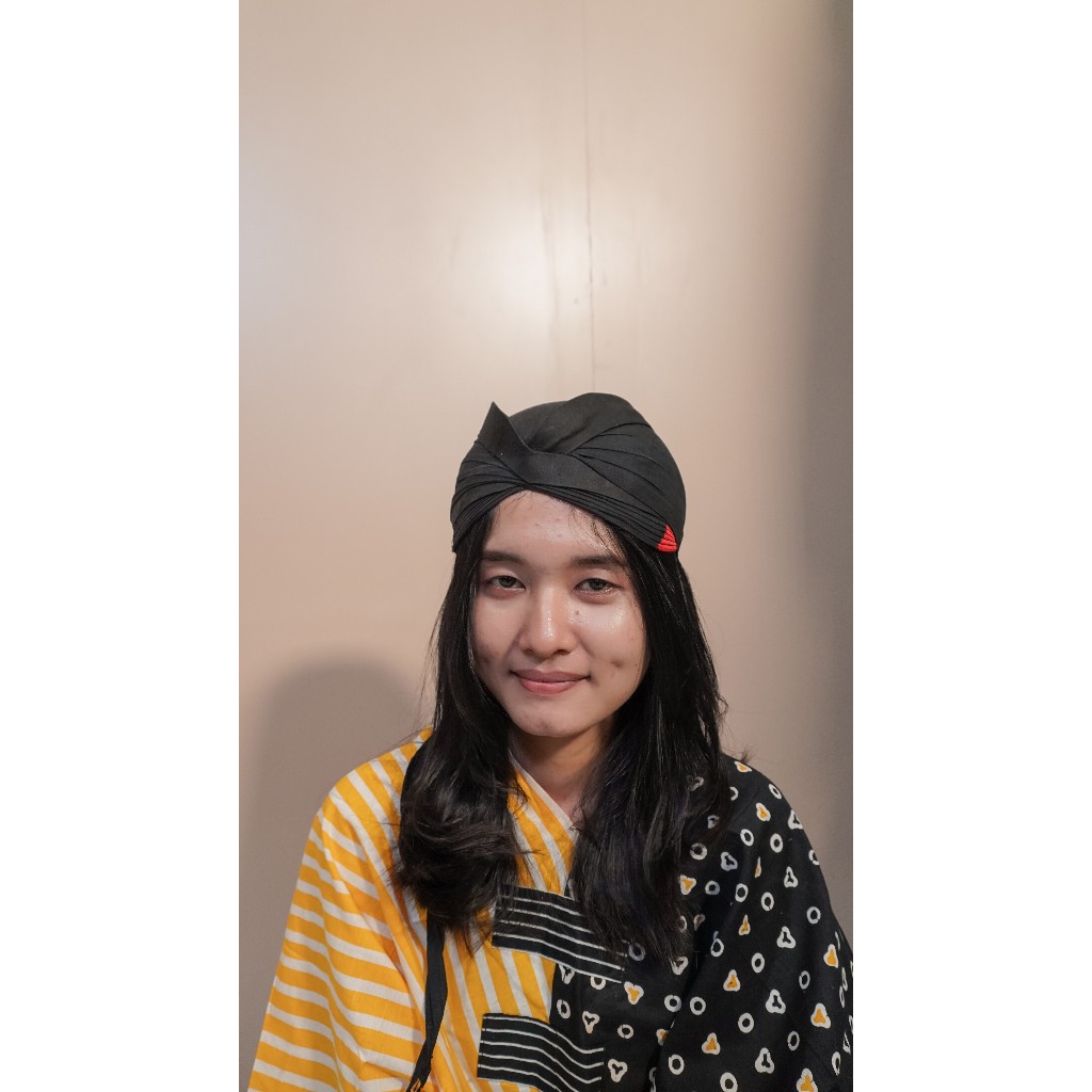 Blangkon Solo Hitam Polos Lerek Merah 1 Mars Batiksoloamanah Sliwir Jogja Dewasa