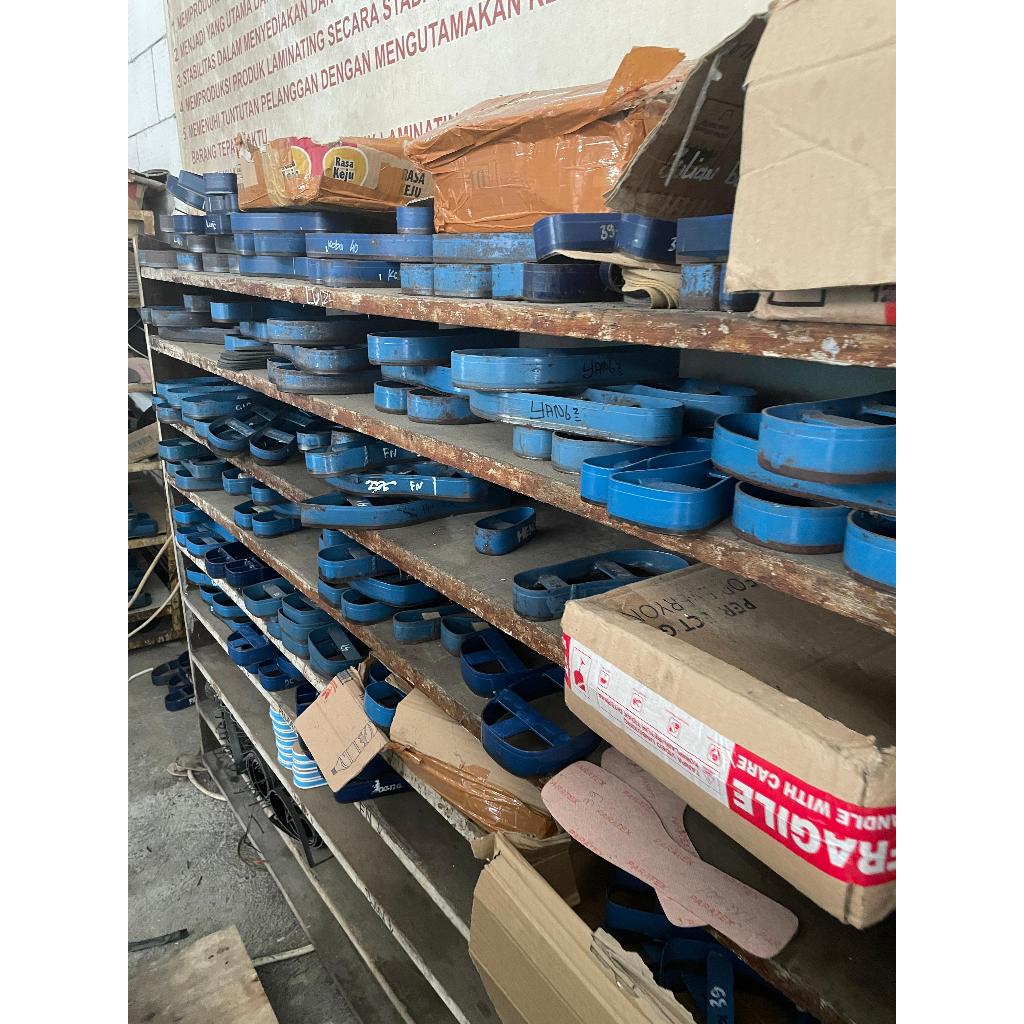 

Pisau Pon Pond Piso Sendal Sepatu Cutting Dies Cut Die Hotel Upper