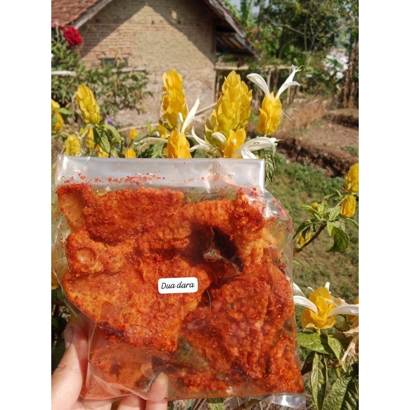 

100gr kulit ayam crispy pedas daun jeruk