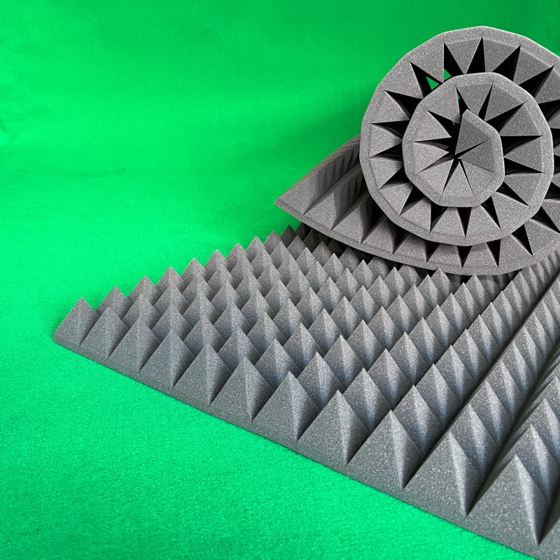 Busa Piramid Pyramid Peredam Suara