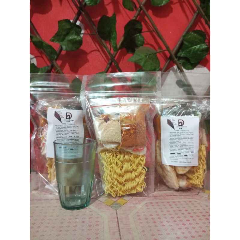 

Paket seblak kering DJ (Jajanan Ditampi) 10+1 kemasan