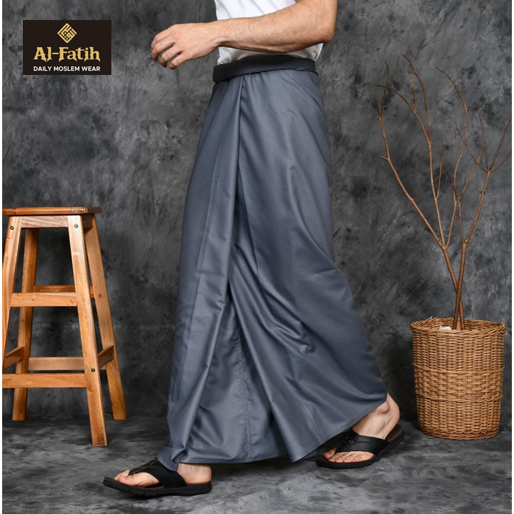 Sarung Pria Dewasa motif sarung polos hitam / sarung sholat pria / sarung laki laki dewasa
