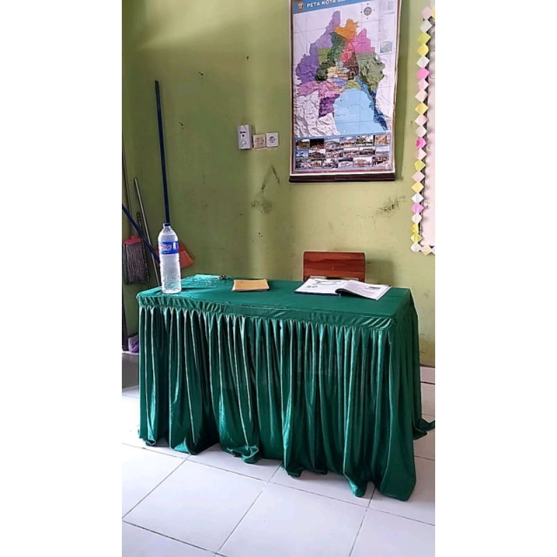 cover meja standar 75cm x 60cm x 120cm hanya menutup depan samping kanan kiri