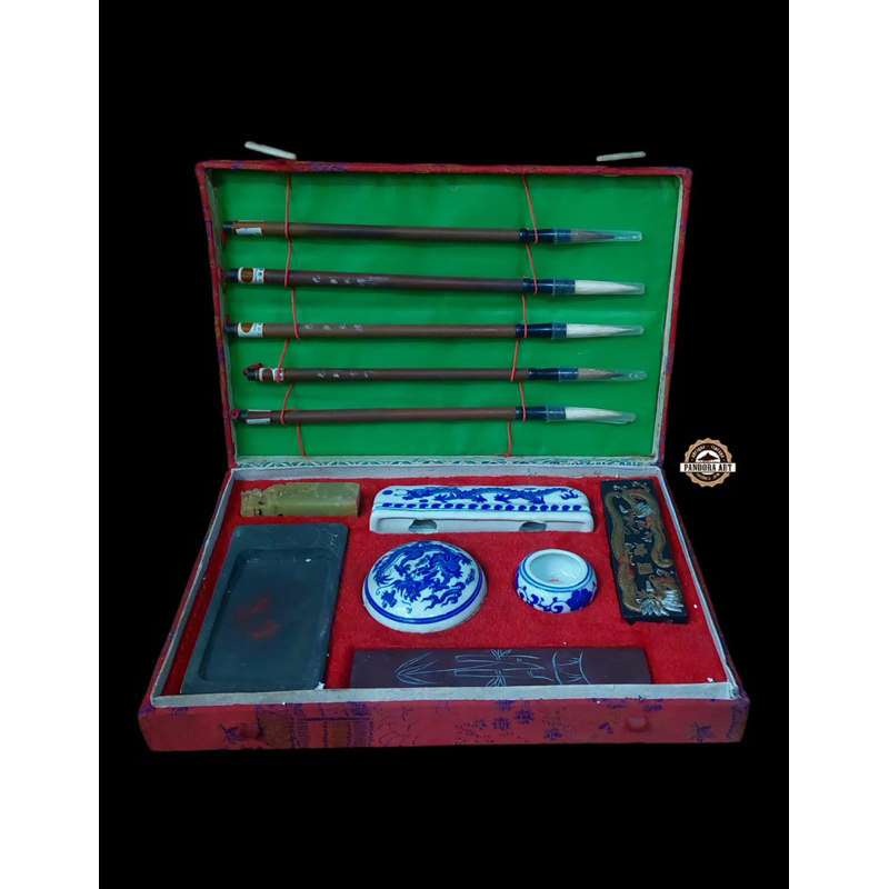 

Chinese Calligraphy Set