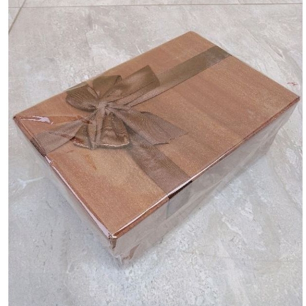 

BOX KADO/ KOTAK KADO/ GIF BOX PREMIUM FREE PITA (20 × 13 × 7)