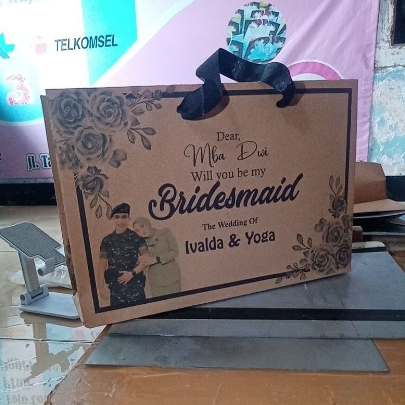 

PAPER BAG BRIDESMAID AESTETIC COSTUM 28X20X8