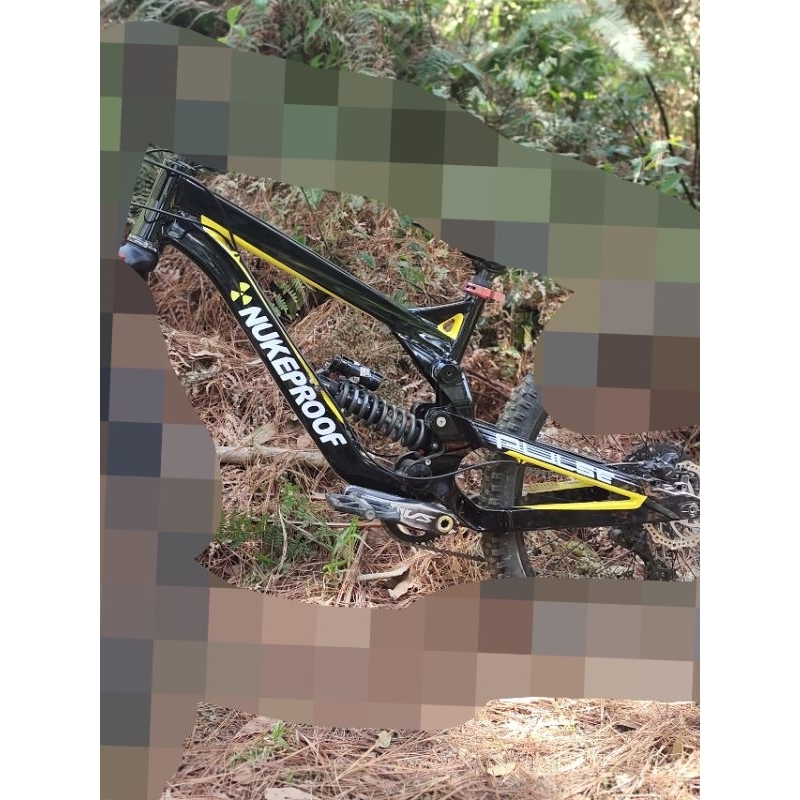 Frame nukeproof dh