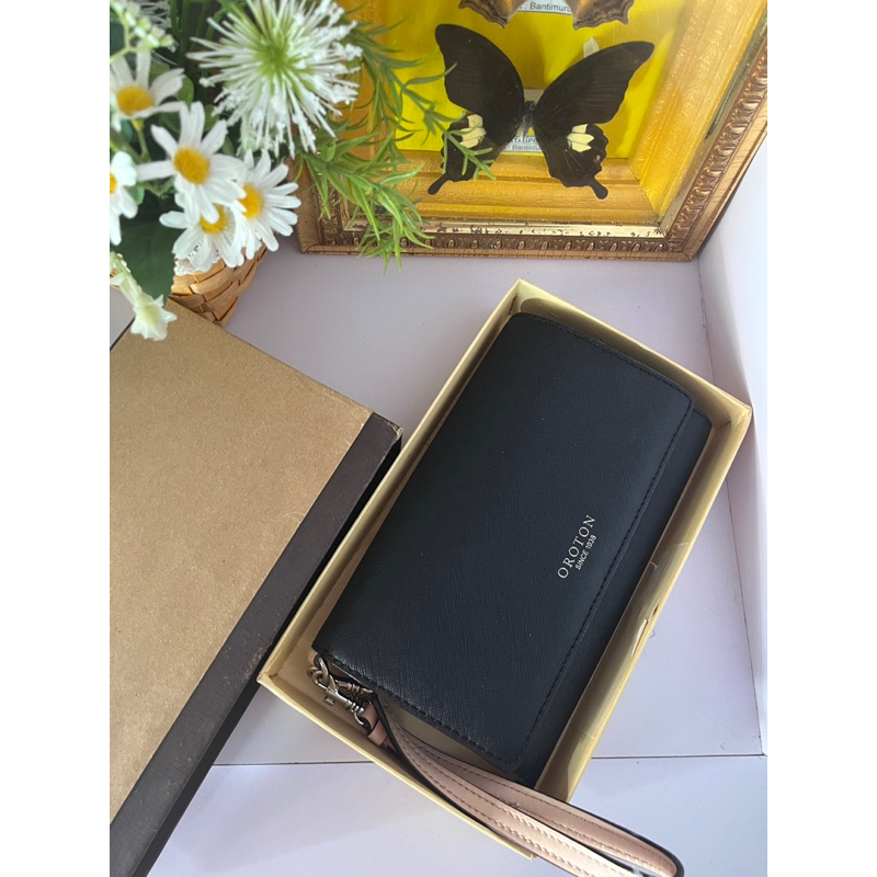 [NEVER USED] Dompet OROTON warna hitam